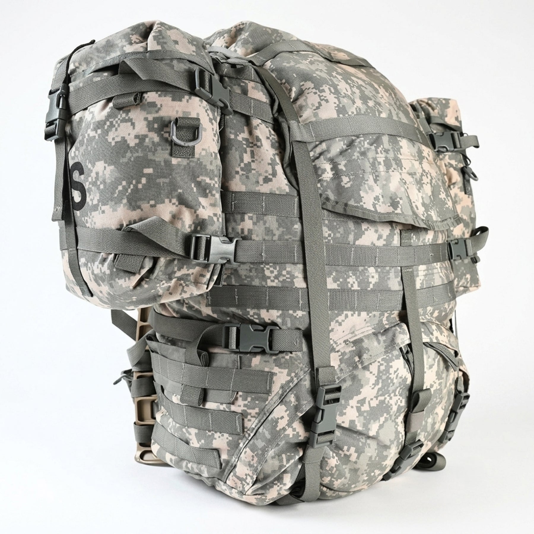 US GI Military ACU Molle II Large RuckSack with Frame, Kidney Pads